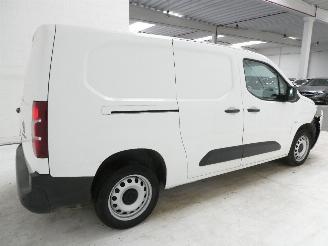 Peugeot Partner 1.5D  PREMIUM picture 9