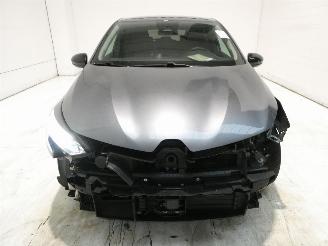 Renault Clio EVOLUTION 1.0 TCE picture 2