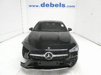krockskadad bil auto Mercedes Cla-klasse 200 2020/6