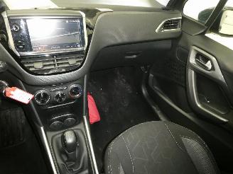 Peugeot 2008 ACTIVE picture 15