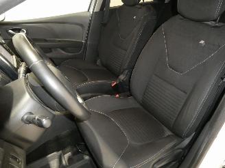 Renault Clio IV GRANDTOUR LI picture 18