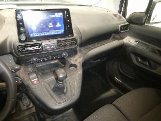 Peugeot Partner 1.5D  PREMIUM picture 12