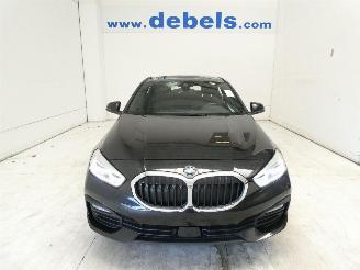 krockskadad bil auto BMW 1-serie  2023/10