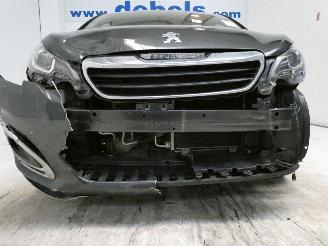 Peugeot 108 STYLE picture 15