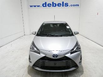 krockskadad bil auto Toyota Yaris Y20 1.5 VVT-I HYBRID 2020/2