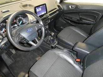 Ford EcoSport TITANIUM picture 16