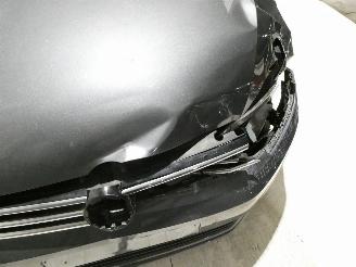 Volkswagen Touran 1.6D COMFORTLINE picture 11