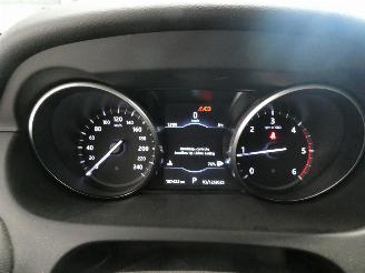 Land Rover Discovery Sport 2.0D SPORT DYNA picture 19