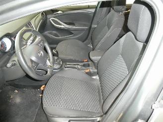 Opel Astra SPORTS TOURER picture 16