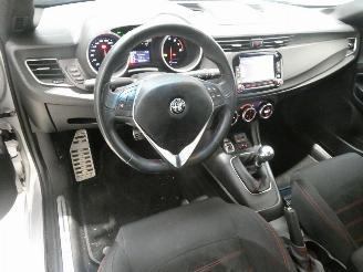 Alfa Romeo Giulietta SPORT picture 17