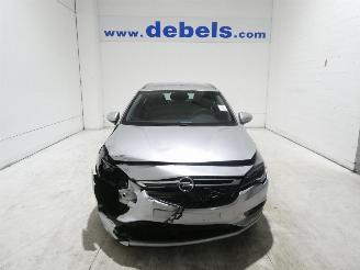 Voiture accidenté Opel Astra 1.6D INNOVATION 2019/1