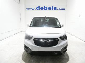 Damaged car Opel Combo  2020/6