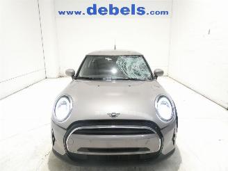 krockskadad bil auto Mini One  2022/1