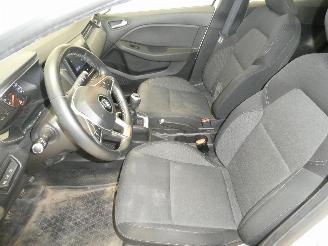 Renault Clio NEW  ZEN ENERGY picture 17