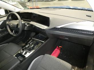 Opel Astra 1.6 EDITION picture 18