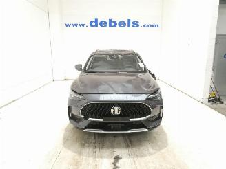 Vaurioauto  passenger cars MG HS E 2024/6