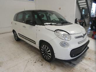 Fiat 500L 1.6D LOUNGE picture 13