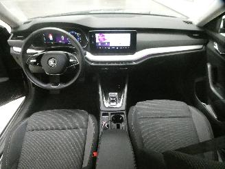 Skoda Octavia 2.0D FIRST EDITIO picture 14