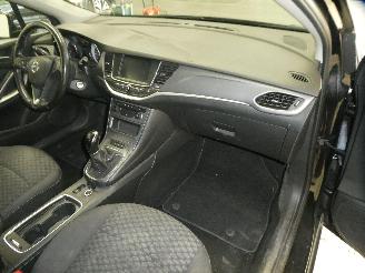 Opel Astra K picture 18