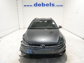 Schadeauto Volkswagen Golf VARIANT TRENDLI 2020/5