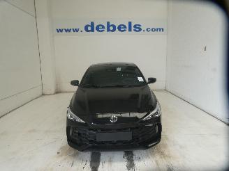krockskadad bil auto MG 3  2025/8