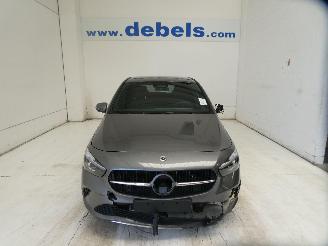 Avarii autoturisme Mercedes B-klasse 180 D 2025/12