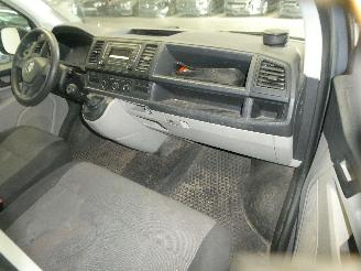 Volkswagen Transporter 2.0D picture 14