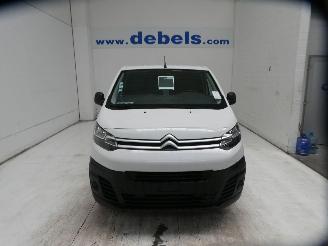Vaurioauto  passenger cars Citroën Jumpy 1.5 BLUE HDI 2021/9