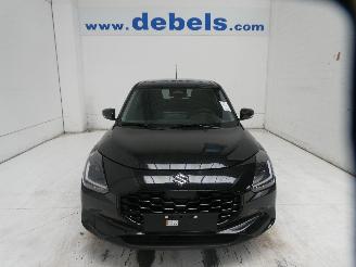 Schadeauto Suzuki Swift GLX 2025/4