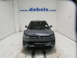 Vaurioauto  passenger cars Ssang yong Tivoli /XLV 2023/4
