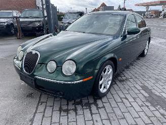 krockskadad bil auto Jaguar S-type 2.7D V6 2004/3