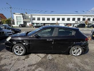 Alfa Romeo Giulietta  picture 5