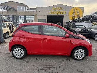 Vaurioauto  passenger cars Toyota Aygo 1.0 VVT-I PLAY 2021/9
