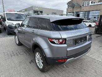 Land Rover Range Rover Evoque 2.2 picture 2