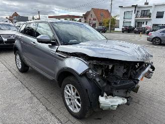Land Rover Range Rover Evoque 2.2 picture 6