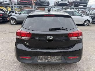 Kia Rio 1.2I picture 3