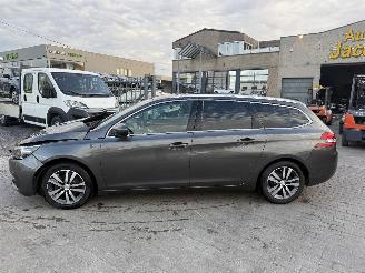 Peugeot 308 II SW ALLURE picture 8