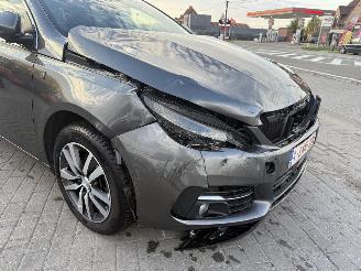 Peugeot 308 II SW ALLURE picture 11