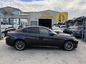 uszkodzony samochody osobowe Alfa Romeo Giulia SUPER 2019/7