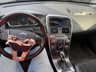 Volvo Xc-60 2.0D MOMENTUM picture 18