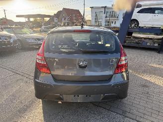 Hyundai I-30 1.4I COMFORT picture 9