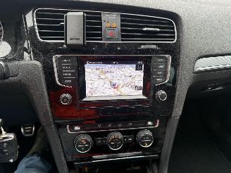 Volkswagen Golf 1.6 TDI R-LINE picture 21