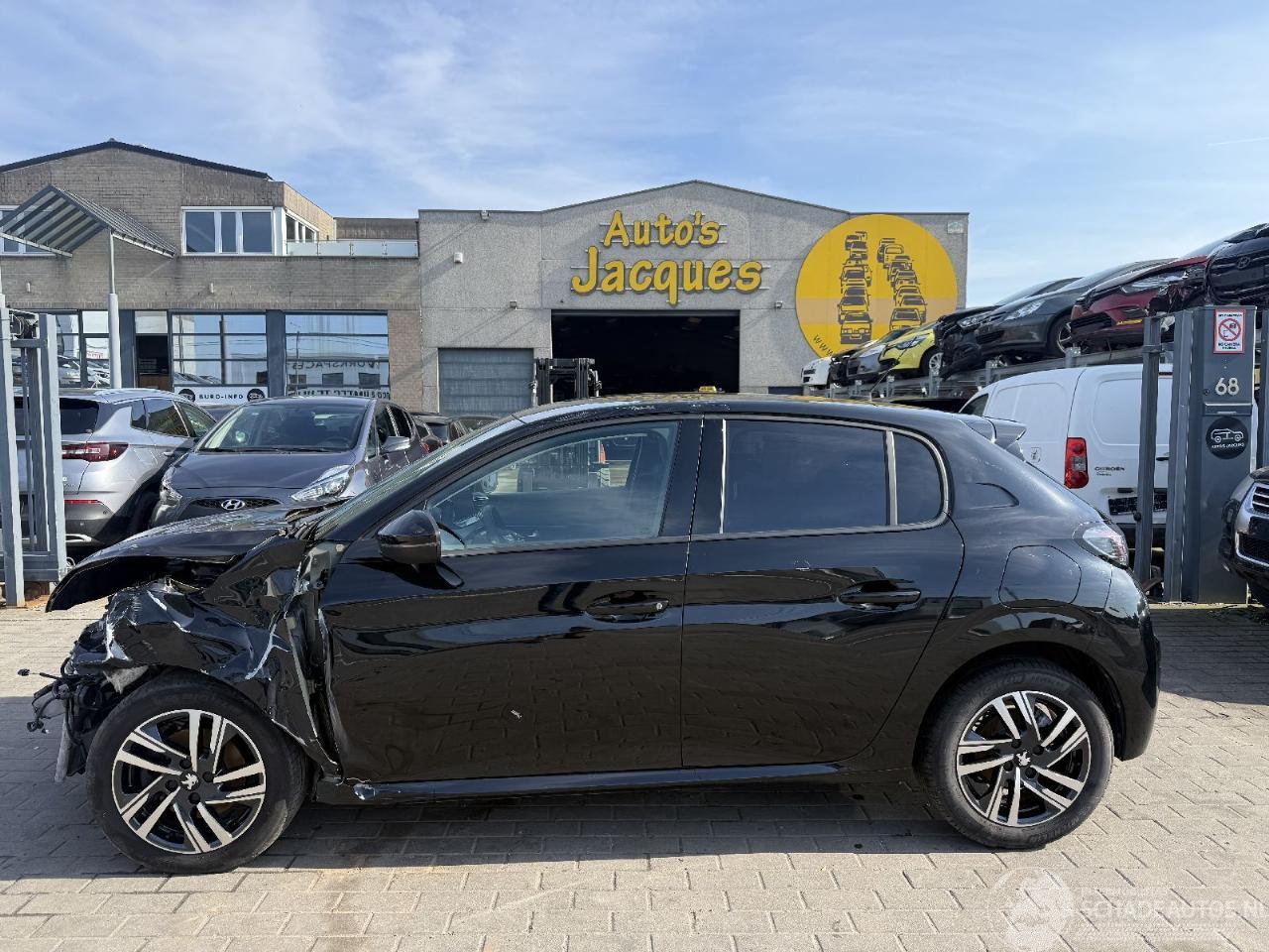 Peugeot 208 1.2I