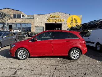 Unfallwagen Mercedes B-klasse ELEGANCE 2014/4