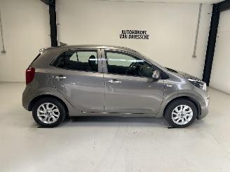 Kia Picanto  picture 2