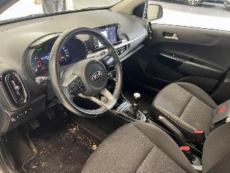 Kia Picanto  picture 12