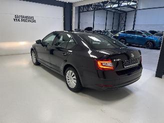 Skoda Octavia DSG picture 8