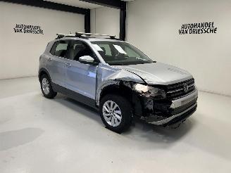 Voiture accidenté Volkswagen T-Cross  2023/12