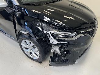 Renault Captur INTENS picture 2