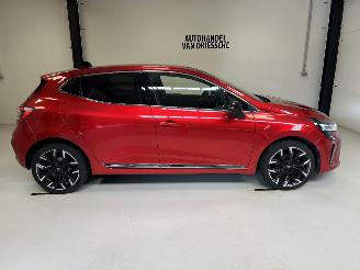 Renault Clio TECHNO picture 2